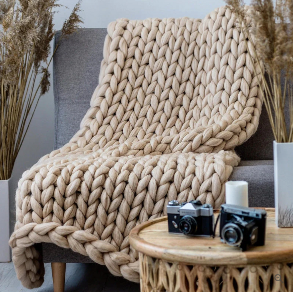 Wool Blanket ¨C High-Quality Cozy Blanket ¨C Luxurious & Timeless