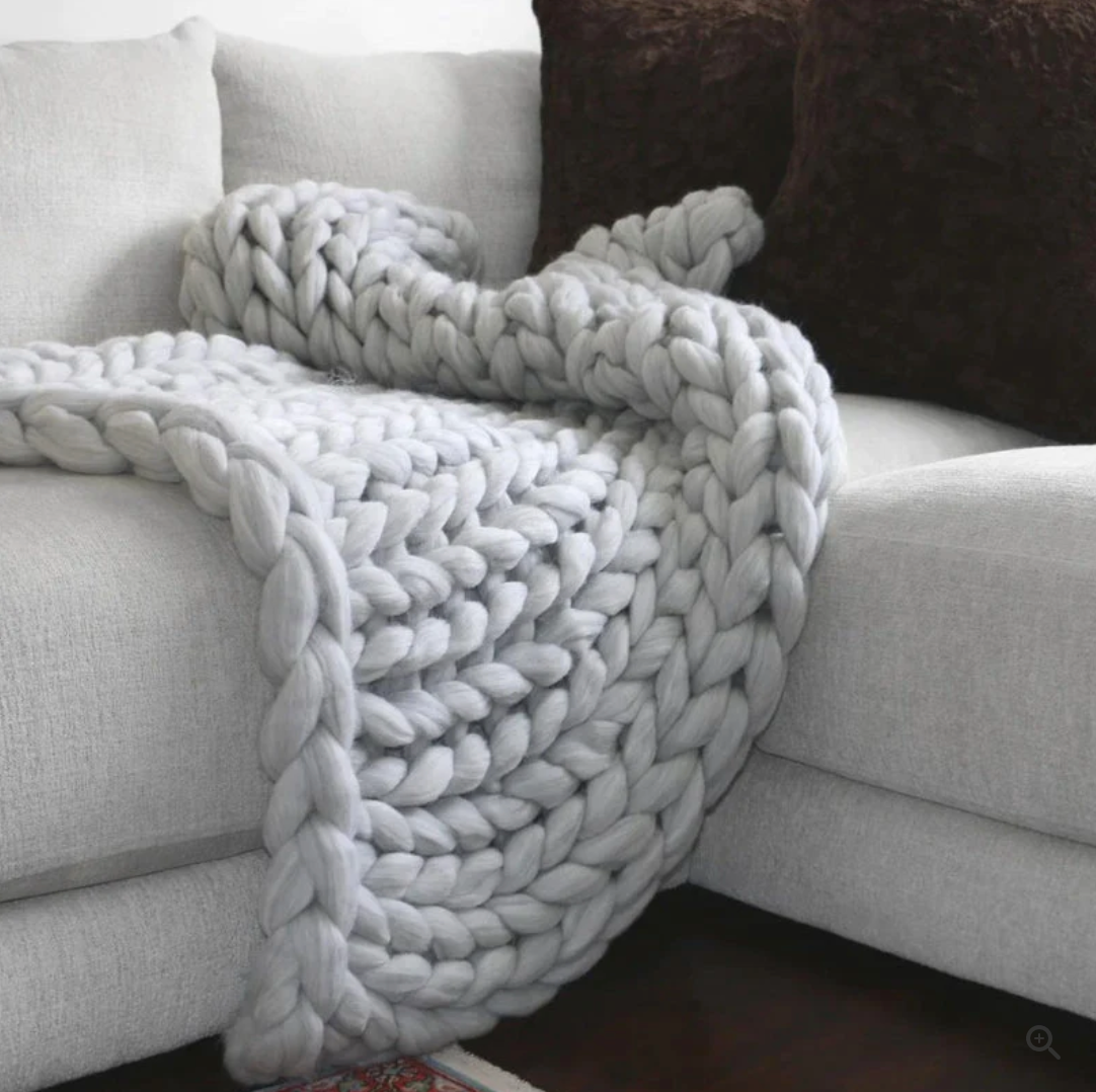 Wool Blanket ¨C High-Quality Cozy Blanket ¨C Luxurious & Timeless