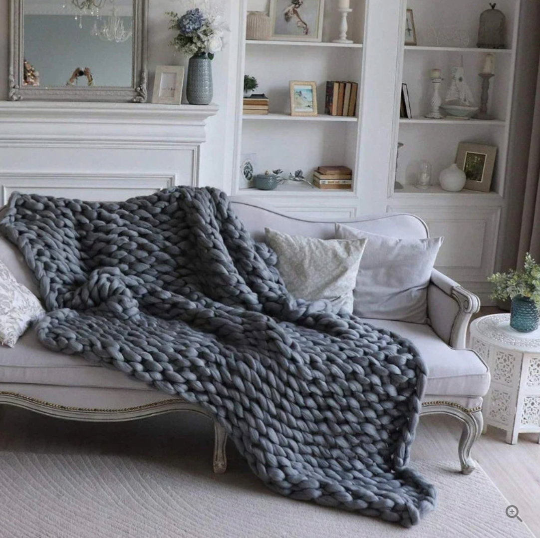 Wool Blanket ¨C High-Quality Cozy Blanket ¨C Luxurious & Timeless