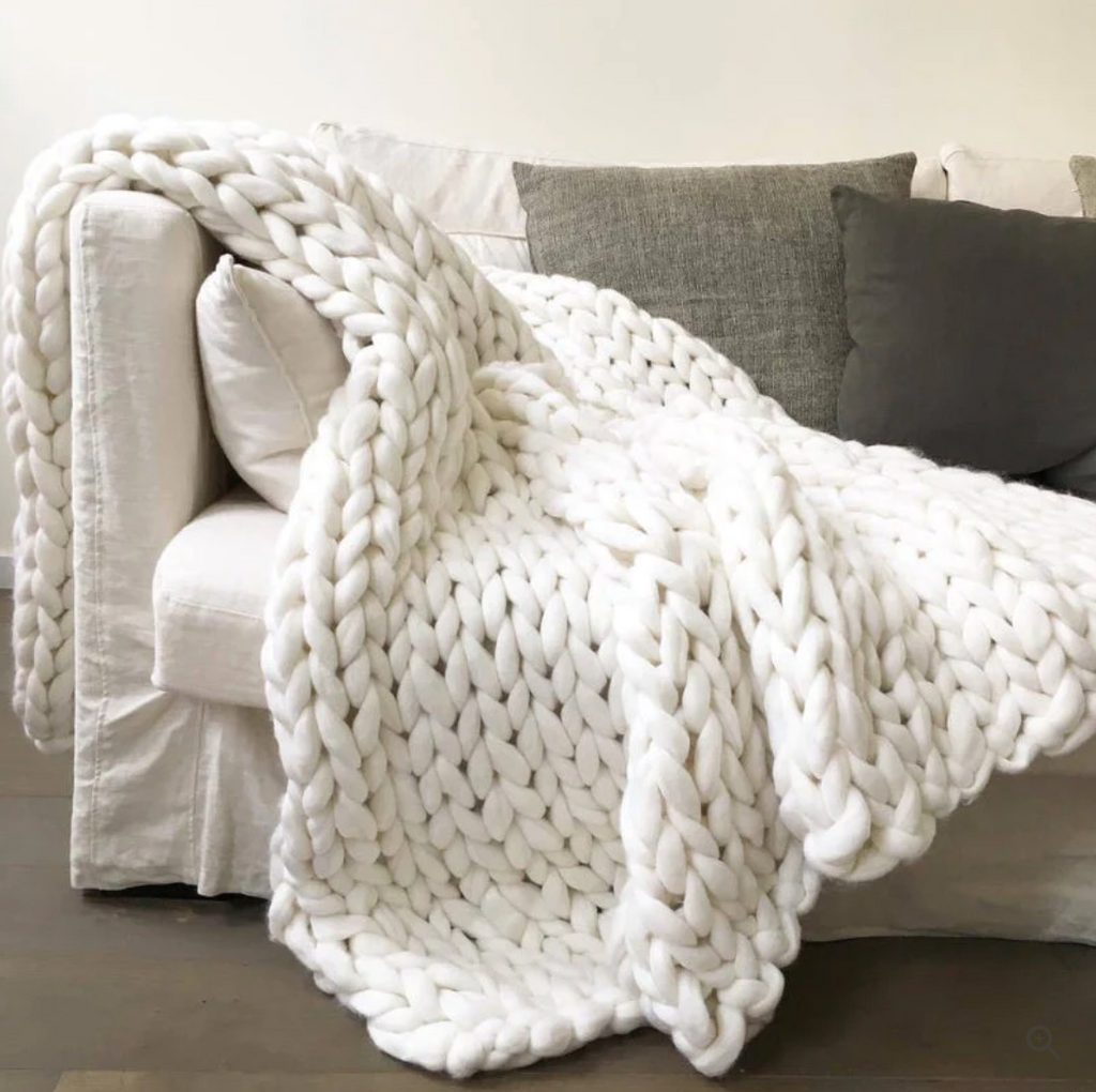 Wool Blanket ¨C High-Quality Cozy Blanket ¨C Luxurious & Timeless